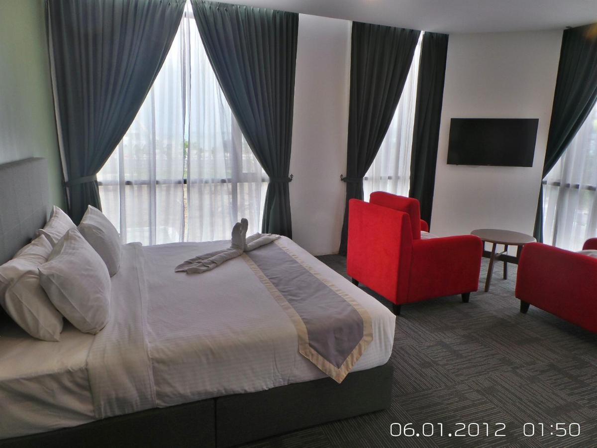 We Hotel Langkawi Kuah Exterior photo